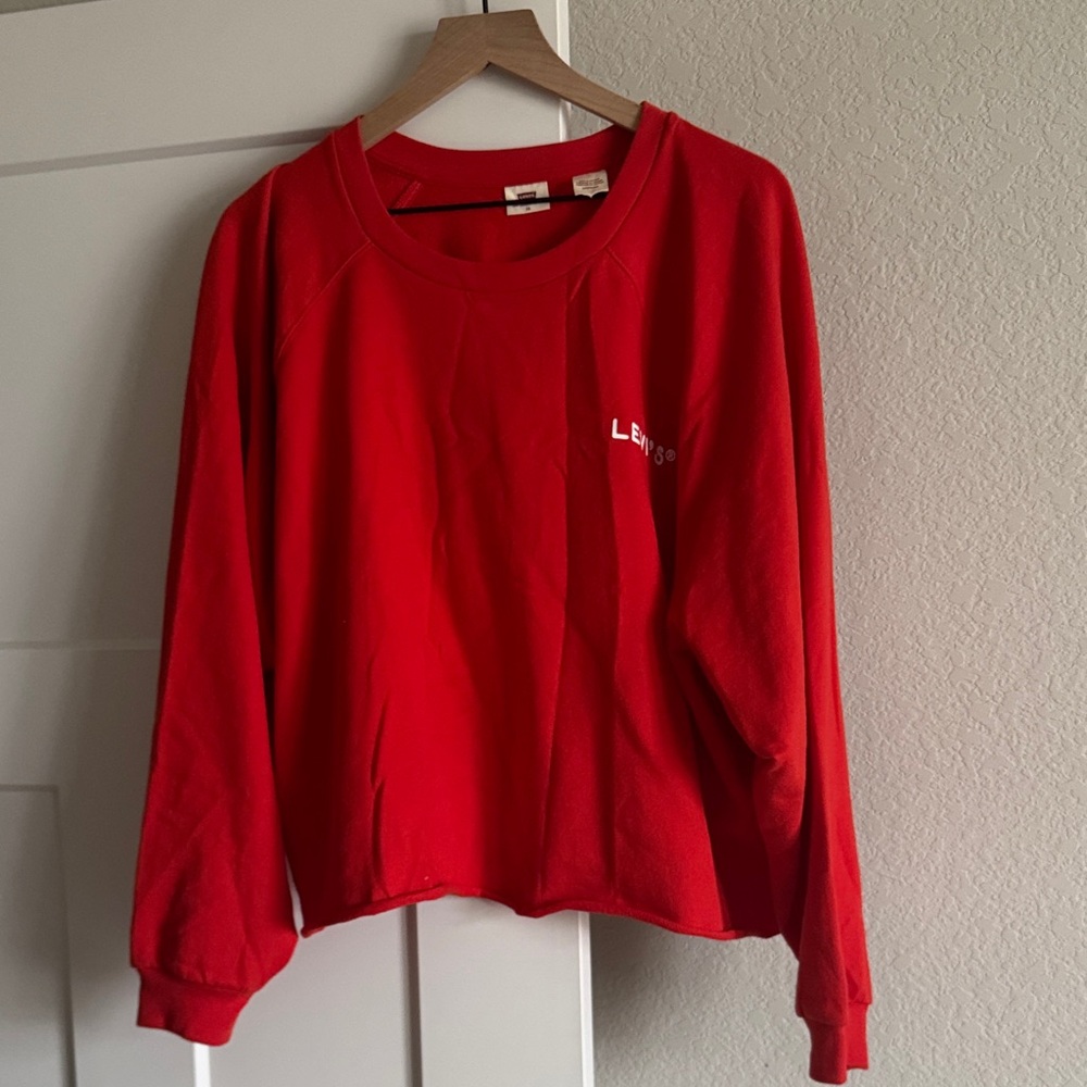 NWOT Levi's Vibrant Red Cropped Crew Neck Sweater